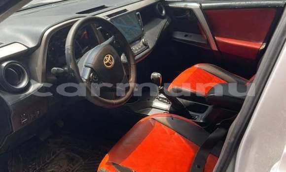 Acheter Occasion Voiture Toyota RAV4 Gris à Brazzaville, Commune de Brazzaville Acheter Occasion Voiture Toyota RAV4 Gris à Brazzaville, Commune de Brazzaville