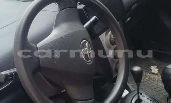 Acheter Occasion Voiture Toyota RAV4 Noir à Brazzaville, Commune de Brazzaville Acheter Occasion Voiture Toyota RAV4 Noir à Brazzaville, Commune de Brazzaville