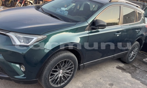 Acheter Occasion Voiture Toyota RAV4 Vert à Brazzaville, Commune de Brazzaville