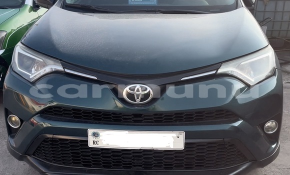 Acheter Occasion Voiture Toyota RAV4 Vert à Brazzaville, Commune de Brazzaville Acheter Occasion Voiture Toyota RAV4 Vert à Brazzaville, Commune de Brazzaville