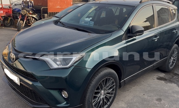 Acheter Occasion Voiture Toyota RAV4 Vert à Brazzaville, Commune de Brazzaville Acheter Occasion Voiture Toyota RAV4 Vert à Brazzaville, Commune de Brazzaville