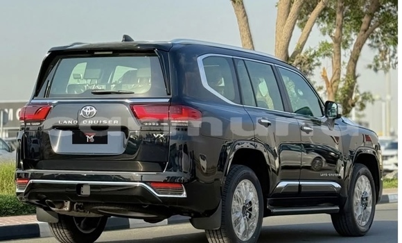 Buy New Toyota Land Cruiser Black Car in Brazzaville in Municipality of Brazzaville Buy New Toyota Land Cruiser Black Car in Brazzaville in Municipality of Brazzaville