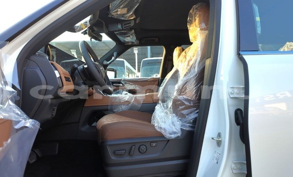 Acheter Neuf Voiture Nissan Patrol Blanc à Brazzaville, Commune de Brazzaville Acheter Neuf Voiture Nissan Patrol Blanc à Brazzaville, Commune de Brazzaville