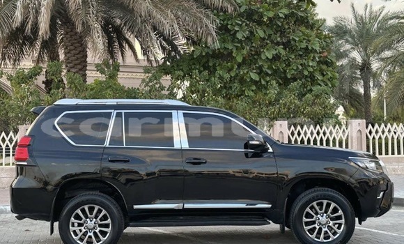 Acheter Occasion Voiture Toyota Prado Noir à Brazzaville, Commune de Brazzaville Acheter Occasion Voiture Toyota Prado Noir à Brazzaville, Commune de Brazzaville