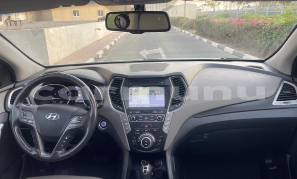 Acheter Occasion Voiture Hyundai Santa Fe Gris à Brazzaville, Commune de Brazzaville Acheter Occasion Voiture Hyundai Santa Fe Gris à Brazzaville, Commune de Brazzaville