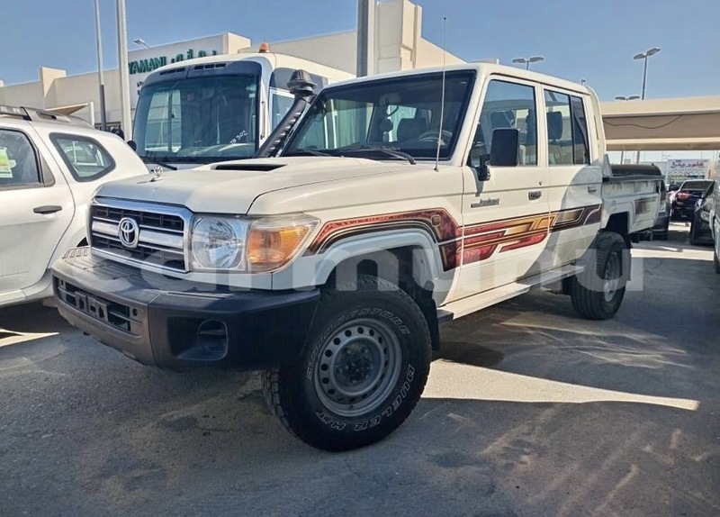 Big with watermark toyota land cruiser region du kouilou pointe noire 9089