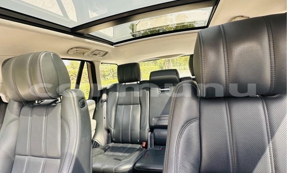 Acheter Occasion Voiture Land Rover Range Rover Vogue Noir à Brazzaville, Commune de Brazzaville Acheter Occasion Voiture Land Rover Range Rover Vogue Noir à Brazzaville, Commune de Brazzaville