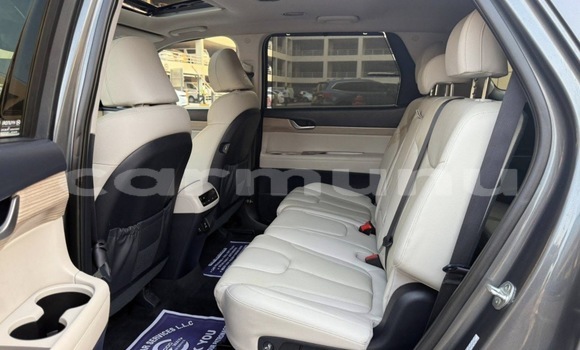 Acheter Occasion Voiture Hyundai Santa Fe Gris à Pointe–Noire, Région du Kouilou Acheter Occasion Voiture Hyundai Santa Fe Gris à Pointe–Noire, Région du Kouilou