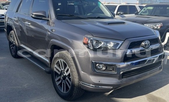 Acheter Occasion Voiture Toyota 4Runner Gris à Pointe–Noire, Région du Kouilou Acheter Occasion Voiture Toyota 4Runner Gris à Pointe–Noire, Région du Kouilou