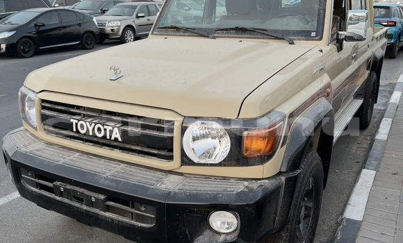 Acheter Occasion Voiture Toyota Land Cruiser Marron à Brazzaville, Commune de Brazzaville Acheter Occasion Voiture Toyota Land Cruiser Marron à Brazzaville, Commune de Brazzaville