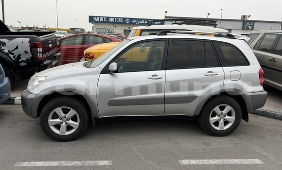 Acheter Occasion Voiture Toyota RAV4 Gris à Brazzaville, Commune de Brazzaville Acheter Occasion Voiture Toyota RAV4 Gris à Brazzaville, Commune de Brazzaville