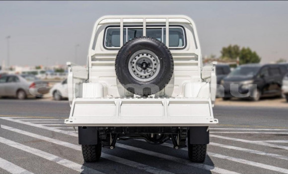 Acheter Occasion Voiture Toyota Land Cruiser Blanc à Brazzaville, Commune de Brazzaville Acheter Occasion Voiture Toyota Land Cruiser Blanc à Brazzaville, Commune de Brazzaville