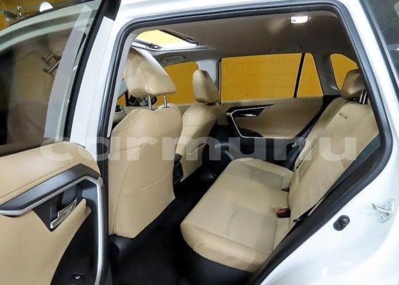 Big with watermark toyota rav4 commune de brazzaville brazzaville 9103
