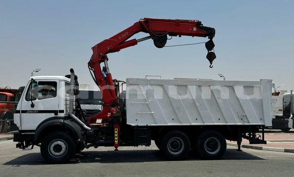 Acheter Import Utilitaire Mercedes‒Benz Truck Autre à Pointe–Noire, Région du Kouilou Acheter Import Utilitaire Mercedes‒Benz Truck Autre à Pointe–Noire, Région du Kouilou