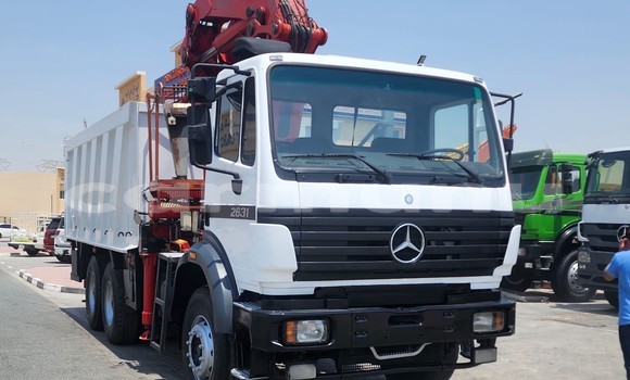 Acheter Import Utilitaire Mercedes‒Benz Truck Autre à Pointe–Noire, Région du Kouilou Acheter Import Utilitaire Mercedes‒Benz Truck Autre à Pointe–Noire, Région du Kouilou