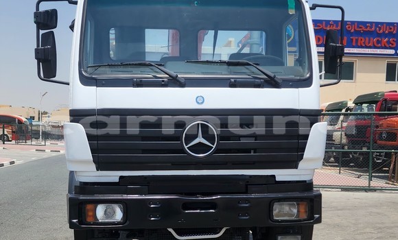 Acheter Import Utilitaire Mercedes‒Benz Truck Autre à Pointe–Noire, Région du Kouilou Acheter Import Utilitaire Mercedes‒Benz Truck Autre à Pointe–Noire, Région du Kouilou