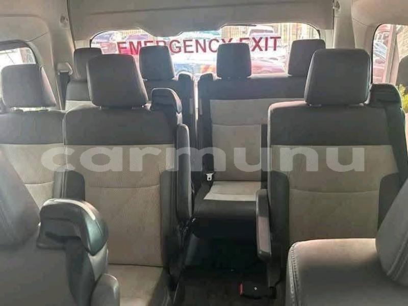 Big with watermark toyota hiace plateaux djambala 9106