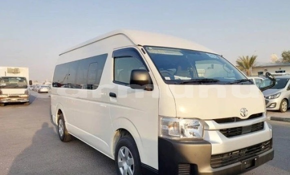 Acheter Occasion Voiture Toyota Hiace Blanc à Brazzaville, Commune de Brazzaville Acheter Occasion Voiture Toyota Hiace Blanc à Brazzaville, Commune de Brazzaville