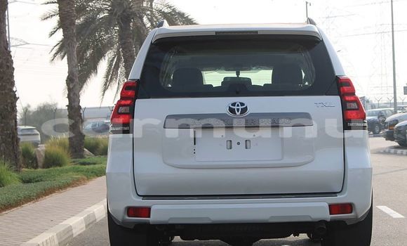Acheter Occasion Voiture Toyota Land Cruiser Prado Blanc à Brazzaville, Commune de Brazzaville Acheter Occasion Voiture Toyota Land Cruiser Prado Blanc à Brazzaville, Commune de Brazzaville