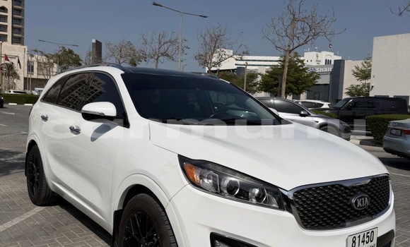 Acheter Occasion Voiture Kia Sorento Blanc à Pointe–Noire, Région du Kouilou Acheter Occasion Voiture Kia Sorento Blanc à Pointe–Noire, Région du Kouilou