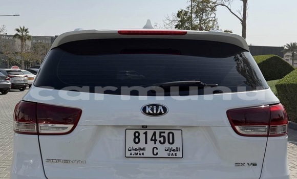 Acheter Occasion Voiture Kia Sorento Blanc à Pointe–Noire, Région du Kouilou Acheter Occasion Voiture Kia Sorento Blanc à Pointe–Noire, Région du Kouilou