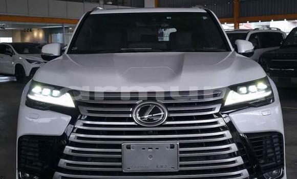 Acheter Occasion Voiture Lexus LX Blanc à Brazzaville, Commune de Brazzaville Acheter Occasion Voiture Lexus LX Blanc à Brazzaville, Commune de Brazzaville