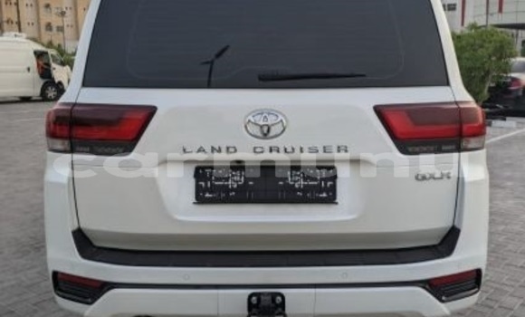 Acheter Occasion Voiture Toyota Land Cruiser Blanc à Brazzaville, Commune de Brazzaville Acheter Occasion Voiture Toyota Land Cruiser Blanc à Brazzaville, Commune de Brazzaville