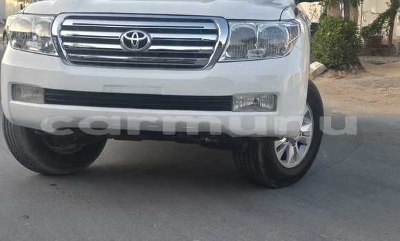 Acheter Occasion Voiture Toyota Land Cruiser Blanc à Brazzaville, Commune de Brazzaville Acheter Occasion Voiture Toyota Land Cruiser Blanc à Brazzaville, Commune de Brazzaville