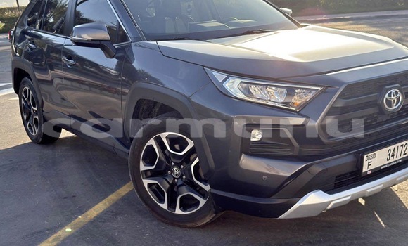 Acheter Occasion Voiture Toyota RAV4 Gris à Brazzaville, Commune de Brazzaville Acheter Occasion Voiture Toyota RAV4 Gris à Brazzaville, Commune de Brazzaville