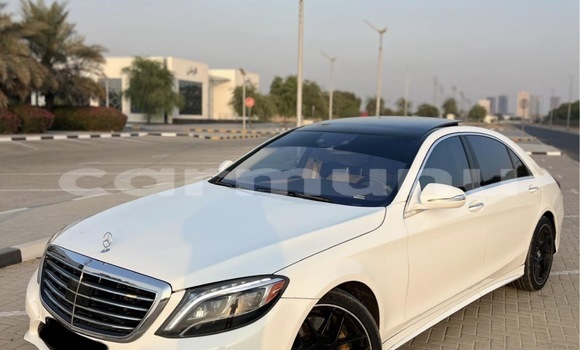 Acheter Occasion Voiture Mercedes-Benz S–Class Blanc à Pointe–Noire, Région du Kouilou Acheter Occasion Voiture Mercedes-Benz S–Class Blanc à Pointe–Noire, Région du Kouilou