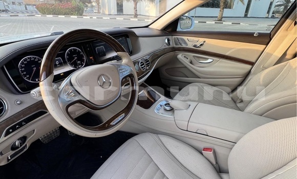 Acheter Occasion Voiture Mercedes-Benz S–Class Blanc à Pointe–Noire, Région du Kouilou Acheter Occasion Voiture Mercedes-Benz S–Class Blanc à Pointe–Noire, Région du Kouilou