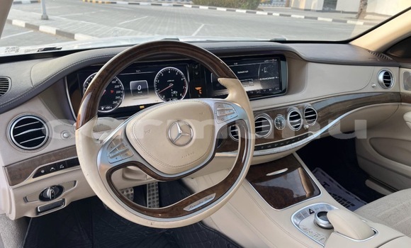 Acheter Occasion Voiture Mercedes-Benz S–Class Blanc à Pointe–Noire, Région du Kouilou Acheter Occasion Voiture Mercedes-Benz S–Class Blanc à Pointe–Noire, Région du Kouilou