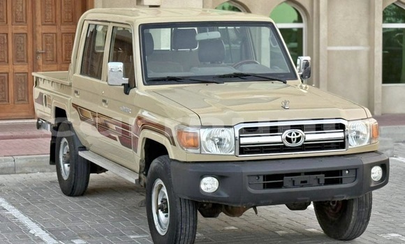 Acheter Occasion Voiture Toyota Land Cruiser Marron à Brazzaville, Commune de Brazzaville Acheter Occasion Voiture Toyota Land Cruiser Marron à Brazzaville, Commune de Brazzaville
