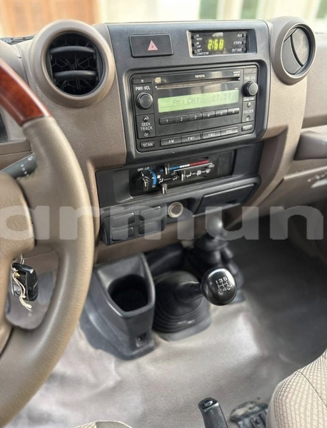 Big with watermark toyota land cruiser commune de brazzaville brazzaville 9143