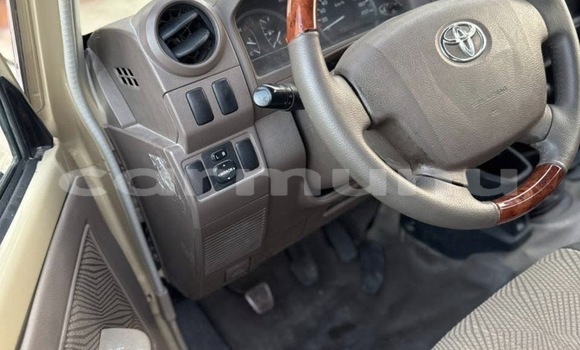 Acheter Occasion Voiture Toyota Land Cruiser Marron à Brazzaville, Commune de Brazzaville Acheter Occasion Voiture Toyota Land Cruiser Marron à Brazzaville, Commune de Brazzaville