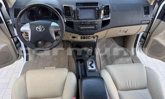 Acheter Occasion Voiture Toyota Fortuner Blanc à Brazzaville, Commune de Brazzaville Acheter Occasion Voiture Toyota Fortuner Blanc à Brazzaville, Commune de Brazzaville