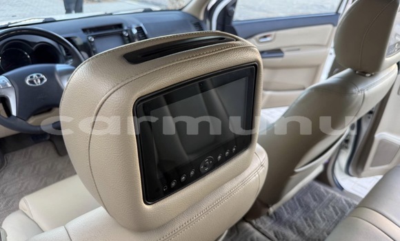 Acheter Occasion Voiture Toyota Fortuner Blanc à Brazzaville, Commune de Brazzaville Acheter Occasion Voiture Toyota Fortuner Blanc à Brazzaville, Commune de Brazzaville