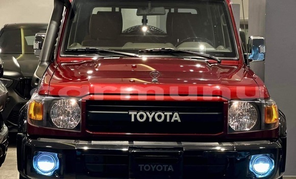 Acheter Occasion Voiture Toyota Land Cruiser Rouge à Pointe–Noire, Région du Kouilou Acheter Occasion Voiture Toyota Land Cruiser Rouge à Pointe–Noire, Région du Kouilou