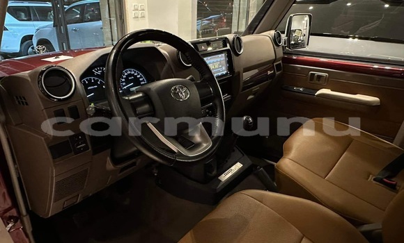 Acheter Occasion Voiture Toyota Land Cruiser Rouge à Pointe–Noire, Région du Kouilou Acheter Occasion Voiture Toyota Land Cruiser Rouge à Pointe–Noire, Région du Kouilou
