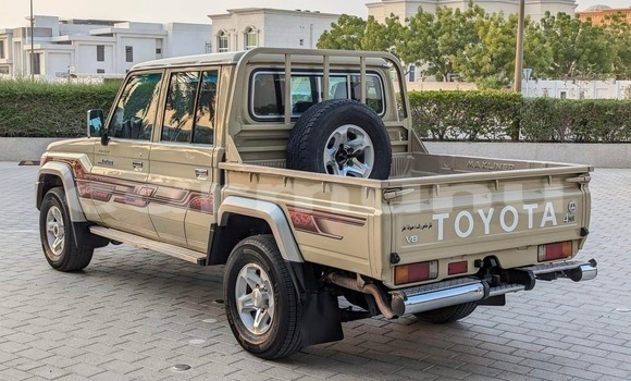 Acheter Occasion Voiture Toyota Land Cruiser Marron à Brazzaville, Commune de Brazzaville Acheter Occasion Voiture Toyota Land Cruiser Marron à Brazzaville, Commune de Brazzaville