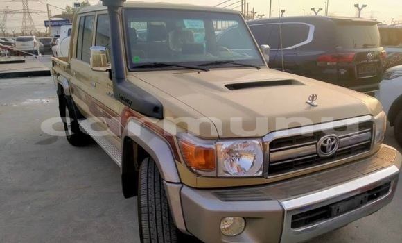 Acheter Occasion Voiture Toyota Land Cruiser Marron à Brazzaville, Commune de Brazzaville Acheter Occasion Voiture Toyota Land Cruiser Marron à Brazzaville, Commune de Brazzaville