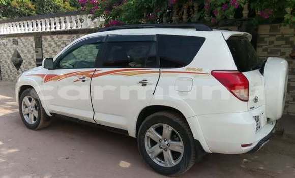 Acheter Occasion Voiture Toyota RAV4 Autre à Brazzaville, Commune de Brazzaville Acheter Occasion Voiture Toyota RAV4 Autre à Brazzaville, Commune de Brazzaville
