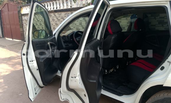 Acheter Occasion Voiture Toyota RAV4 Autre à Brazzaville, Commune de Brazzaville Acheter Occasion Voiture Toyota RAV4 Autre à Brazzaville, Commune de Brazzaville