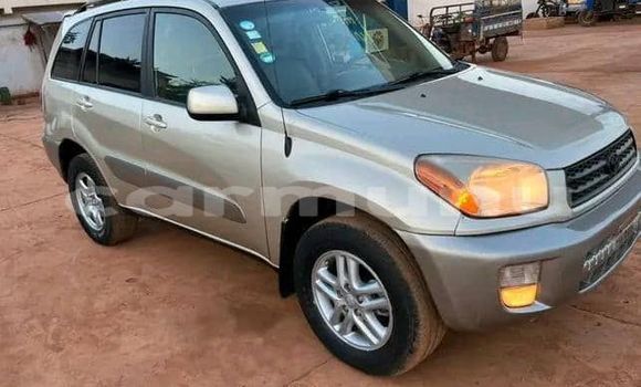 Acheter Occasion Voiture Toyota RAV4 Autre à Brazzaville, Commune de Brazzaville Acheter Occasion Voiture Toyota RAV4 Autre à Brazzaville, Commune de Brazzaville