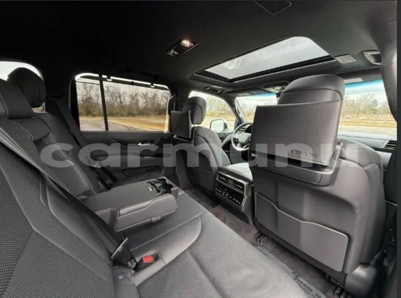 Big with watermark lexus lx plateaux djambala 9200
