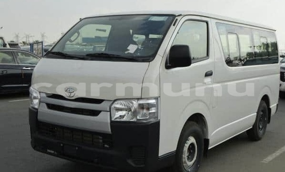 Acheter Occasion Voiture Toyota Hiace Blanc à Brazzaville, Commune de Brazzaville