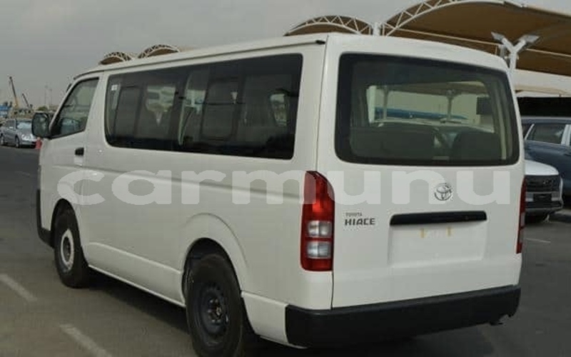 Big with watermark toyota hiace region du kouilou pointe noire 9208