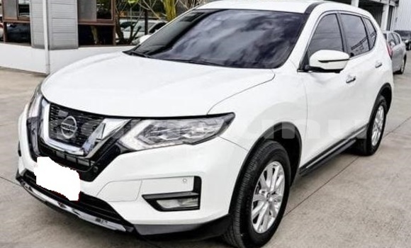 Acheter Occasion Voiture Nissan X–Trail Blanc à Brazzaville, Commune de Brazzaville