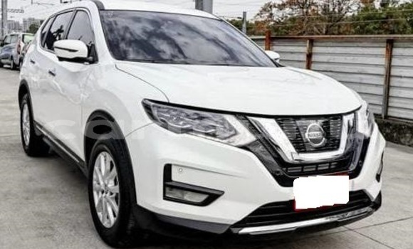 Buy Used Nissan X–Trail White Car in Brazzaville in Municipality of Brazzaville Buy Used Nissan X–Trail White Car in Brazzaville in Municipality of Brazzaville