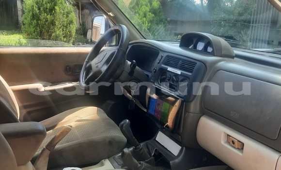 Acheter Occasion Voiture Mitsubishi Nativa Blanc à Pointe–Noire, Région du Kouilou
